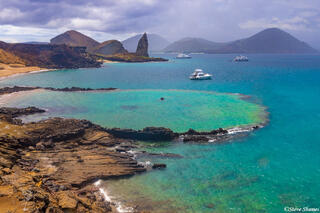 Isla Bartolome