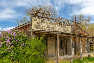 Longhorn Saloon Scenic SD