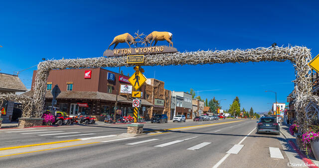 Worlds Largest Antler Arch print