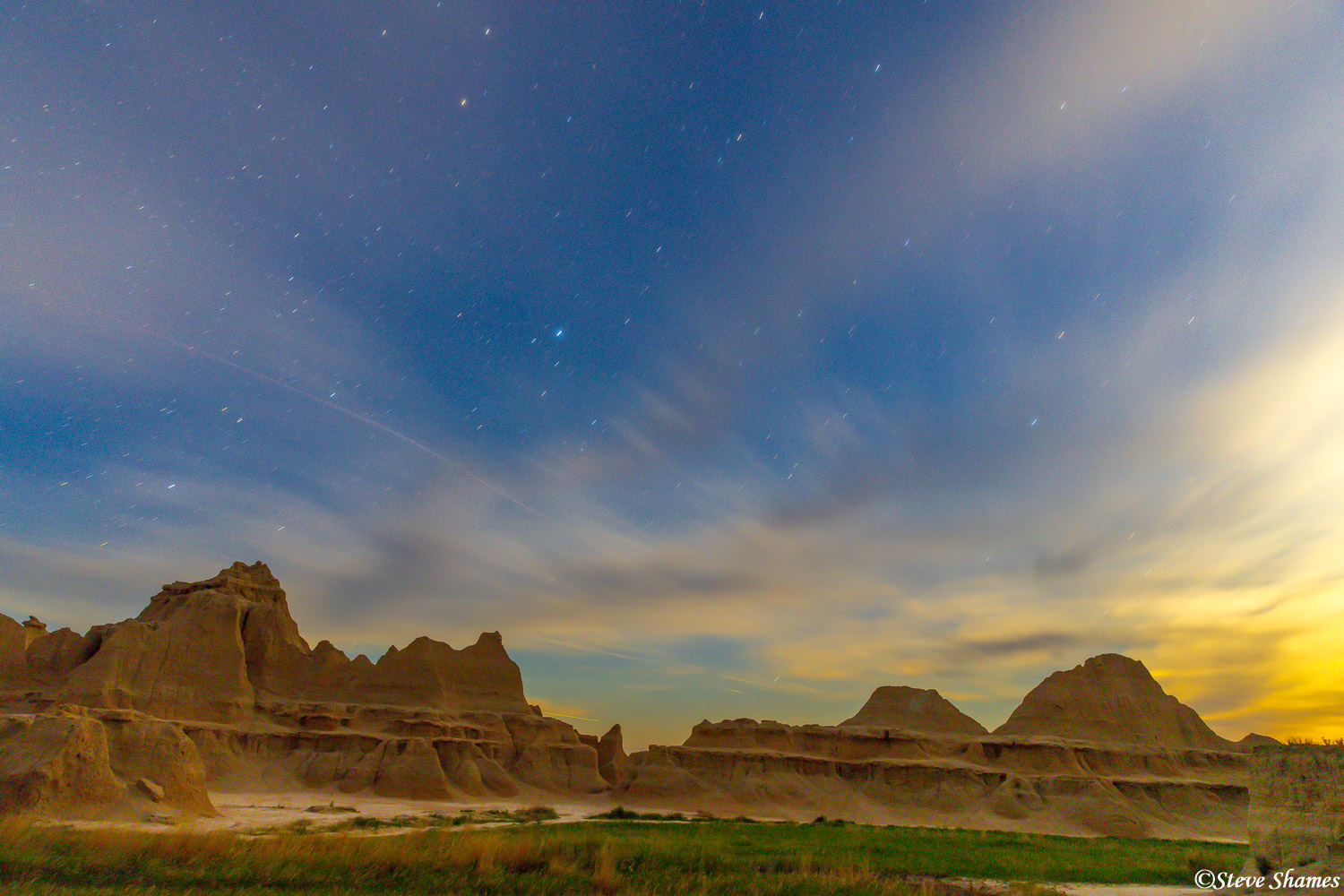 A view of the Badlands at night.