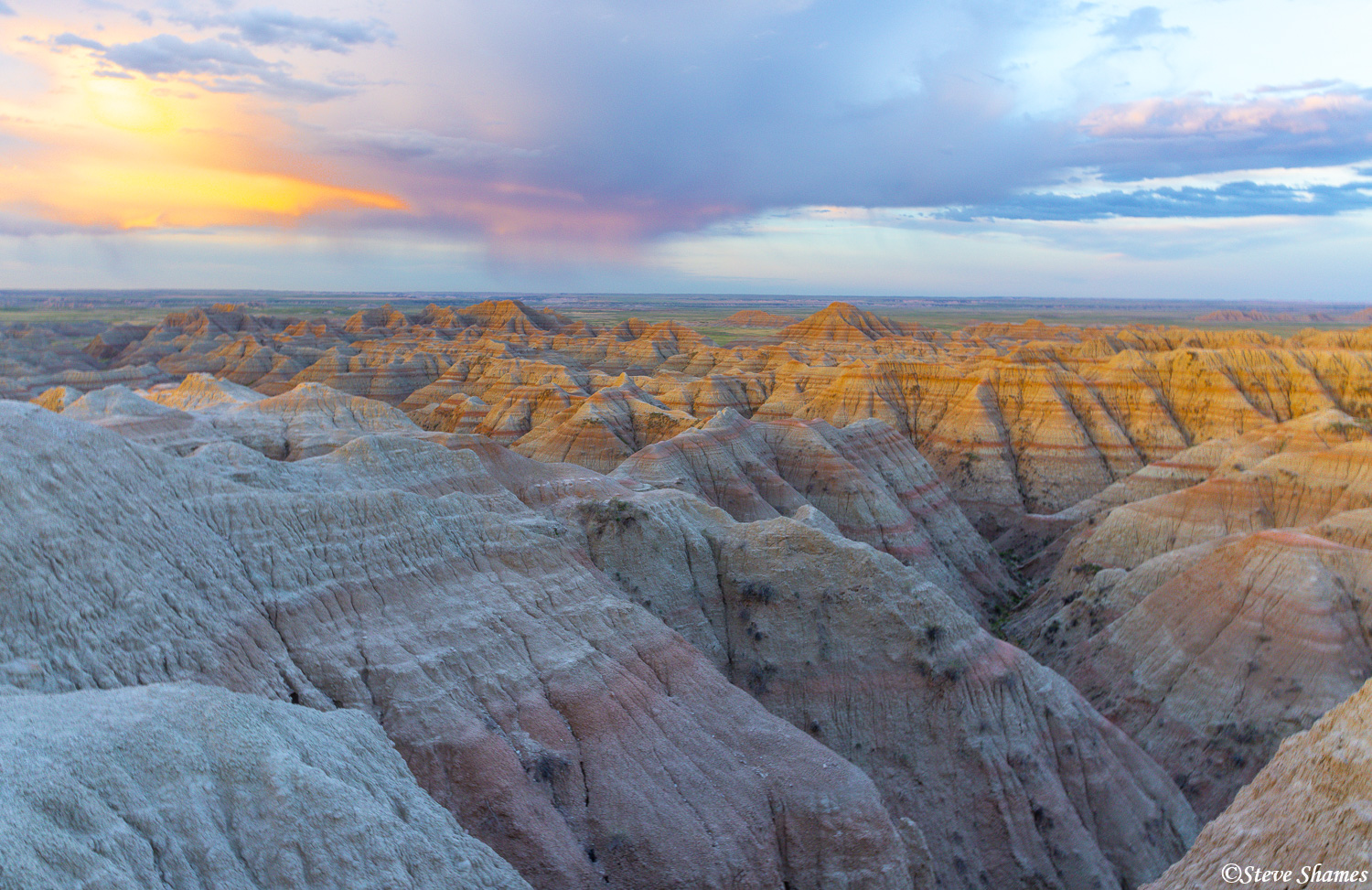 A scenic Badlands morning.