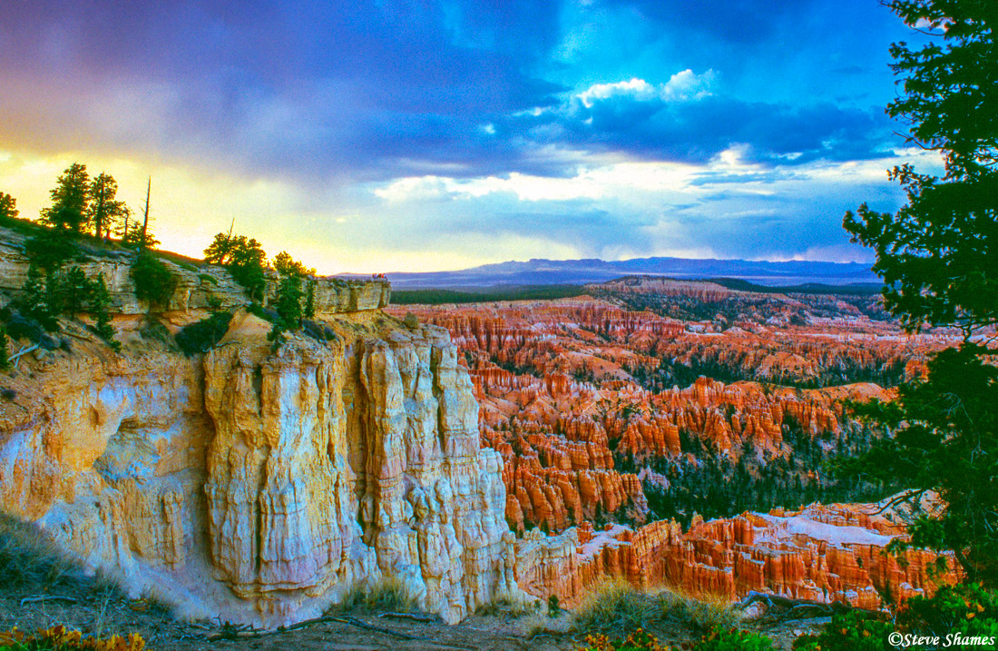 Sunset time at Bryce Canyon.