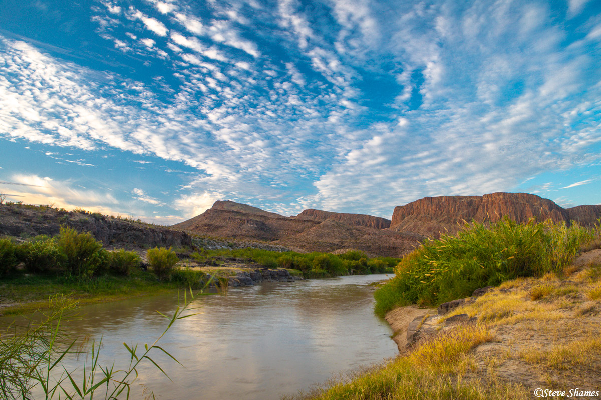 A morning scene along the Rio Grande River.