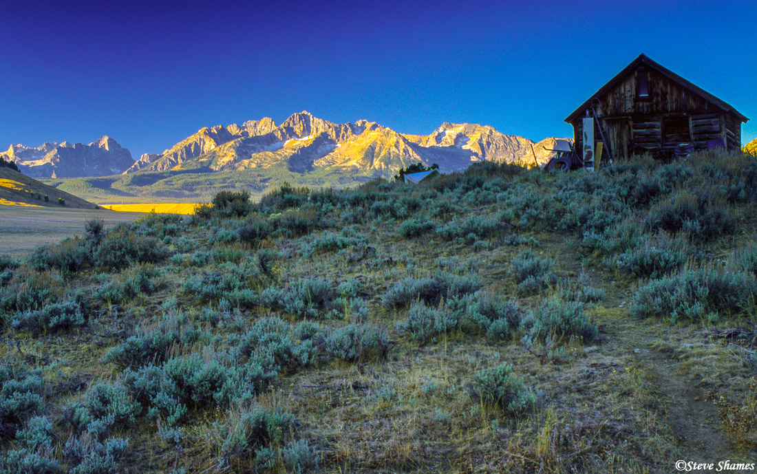 This old deserted shed, provided a nice foreground for the distant mountains.