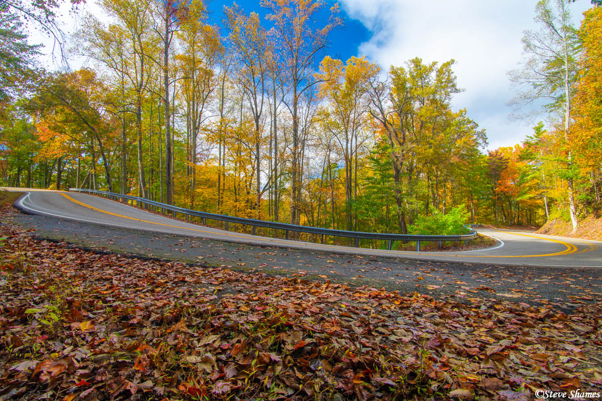 And here is one of the most curviest roads in the USA. The "Tail of the Dragon" in Tennessee and North Carolina. This was quite...